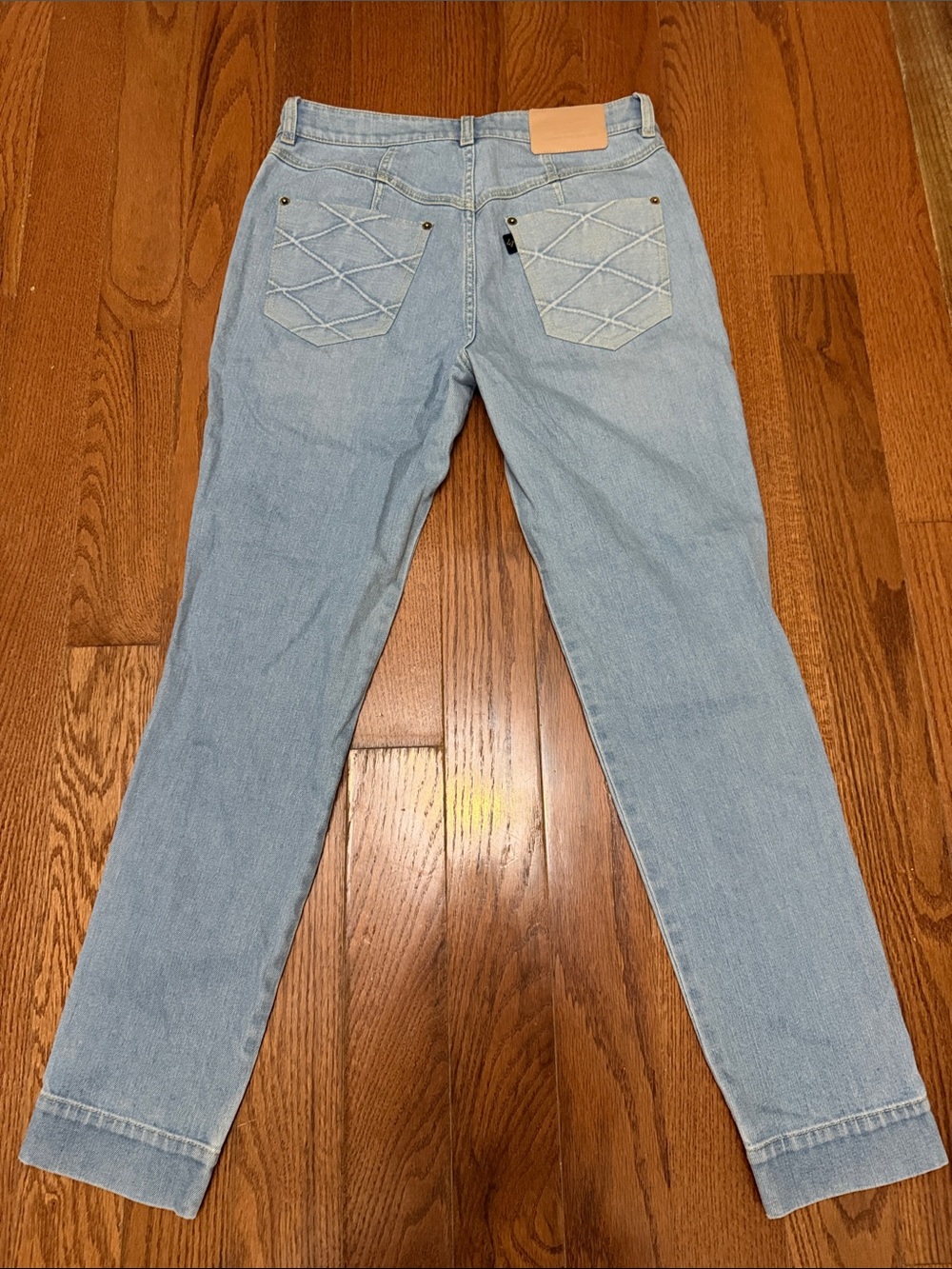 Authentic Louis Vuitton Light Blue Quilted Back Pocket Jeans Size 40